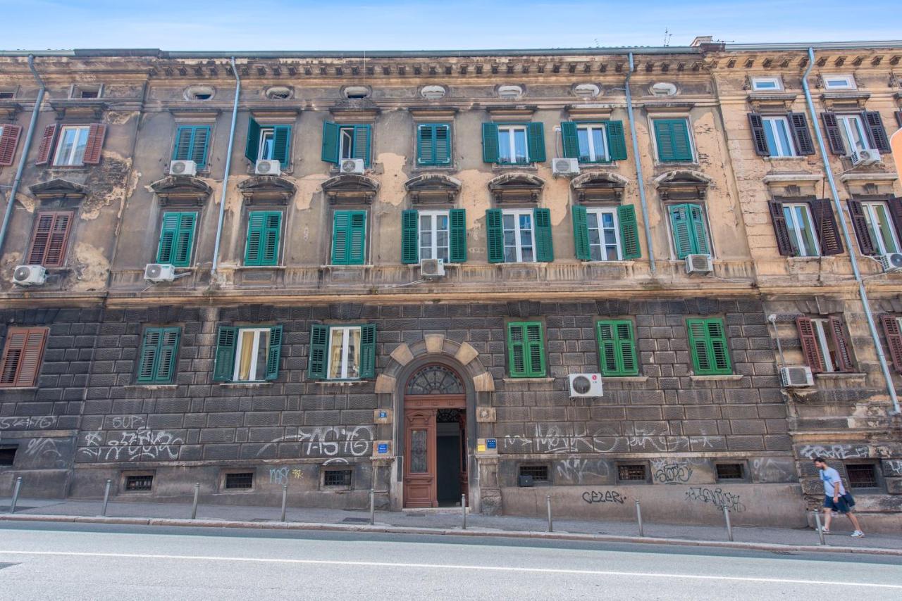 Little Flower City Studio 5 - Rijeka Rent Εξωτερικό φωτογραφία